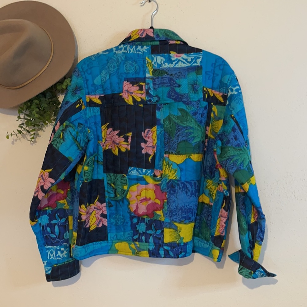 Step in Style Vintage Quilted Colorful Floral Button Up Granny Jacket Sz Medium - Picture 9 of 12